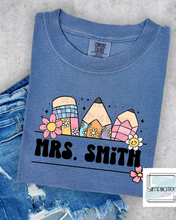Load image into Gallery viewer, Pencil Daisy Pastel Retro Name Tee CUSTOMIZABLE